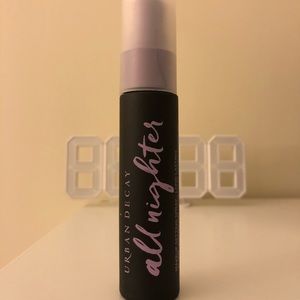 Urban Decay All Nighter Makeup Setting Spray